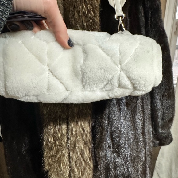 Prada Ultra Rare Quilted Shearling Shoulder Bag - Cream - Picture 4 of 10